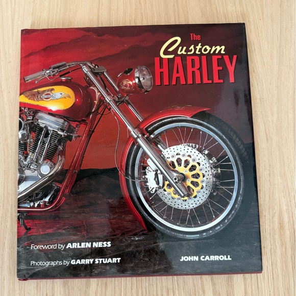 Harley-Davidson Hardback Book The Custom Harley - Picture 1 of 4